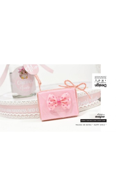 Trusou de botez brodat cu bufnite si anemone pentru fete, Bufnita Petrecareata 18